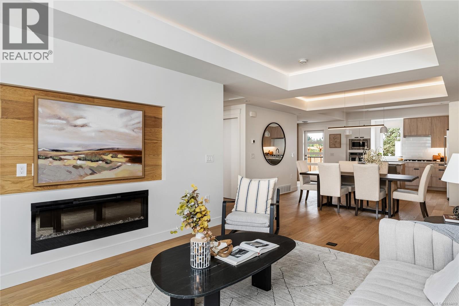 10 4253 Dieppe Rd, Saanich