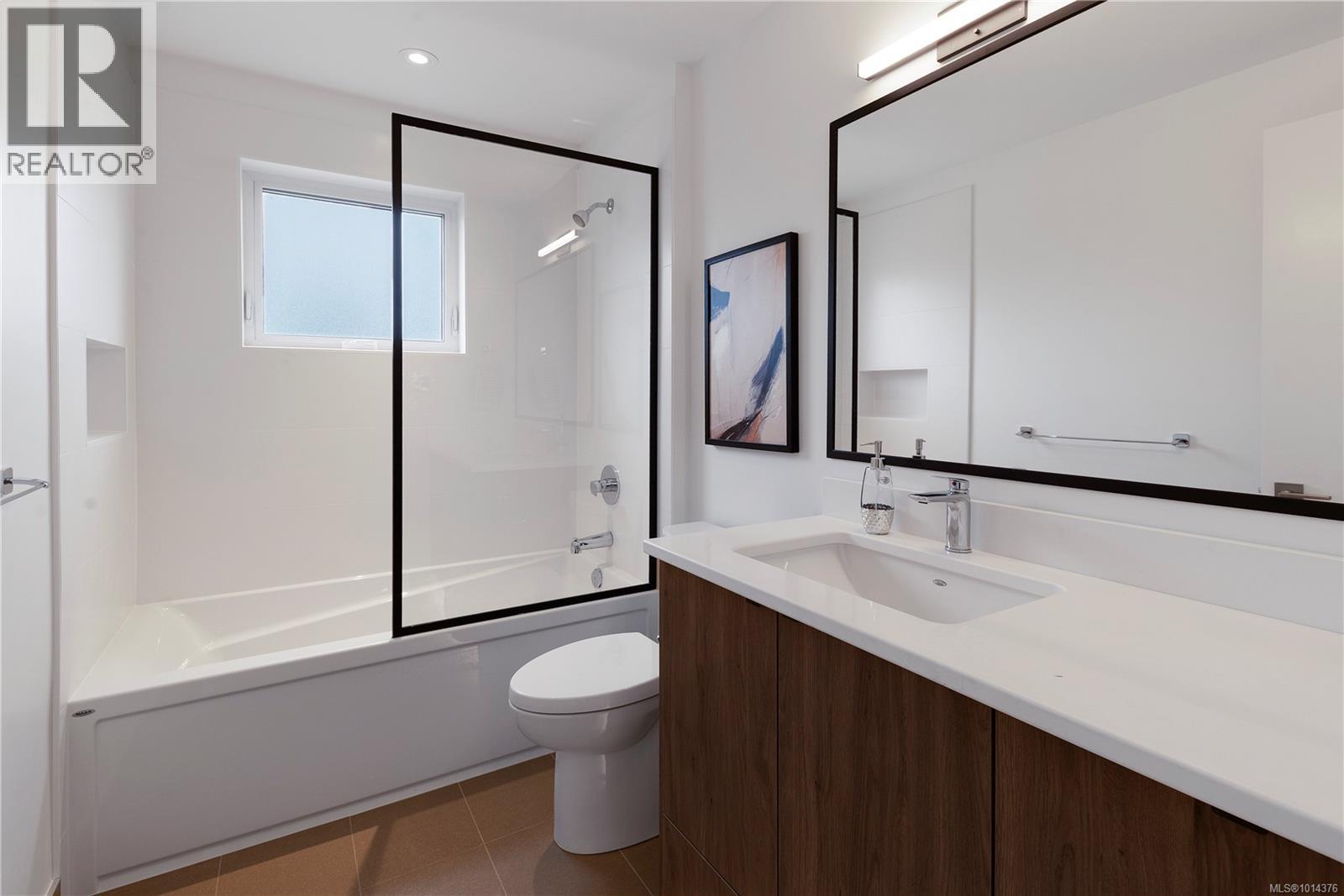 11 4253 Dieppe Rd, Saanich