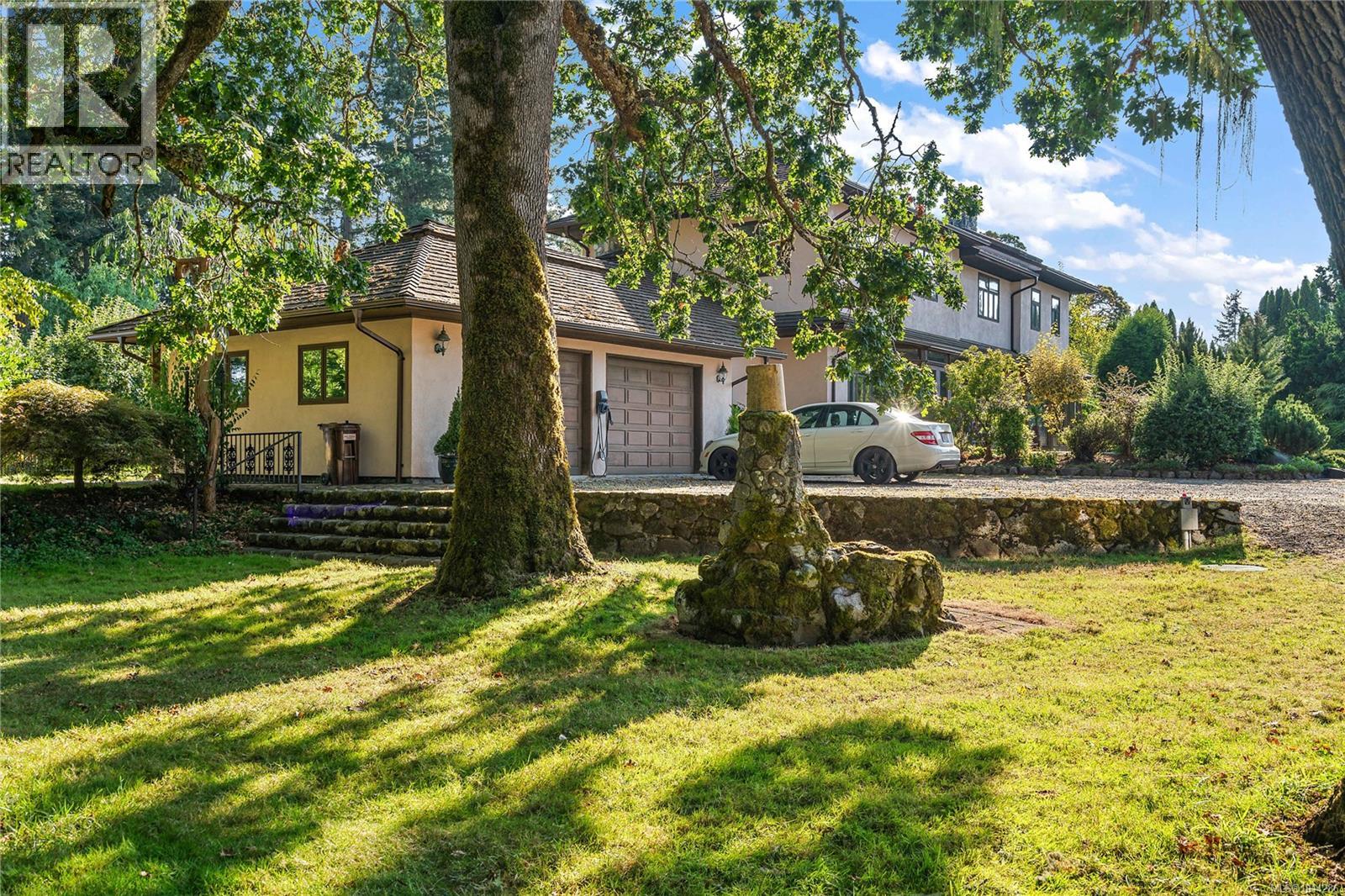 845 Downey Rd, North Saanich