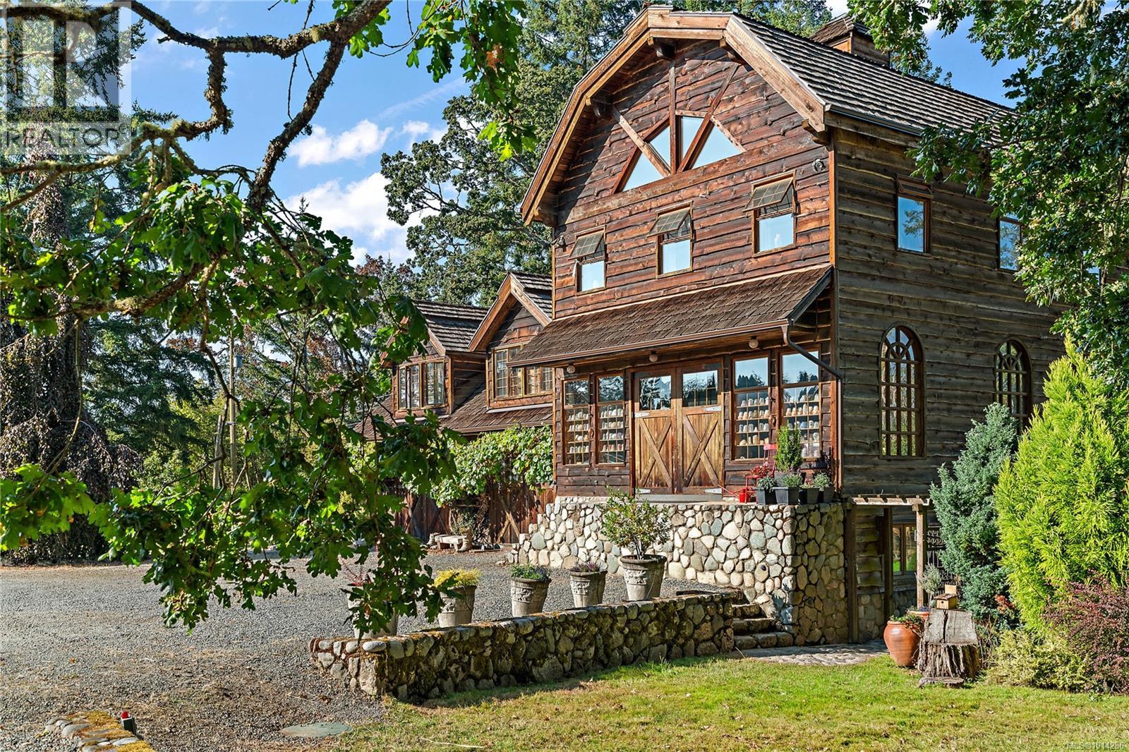 845 Downey Rd, North Saanich