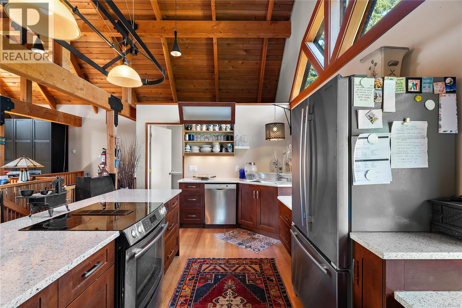 845 Downey Rd, North Saanich