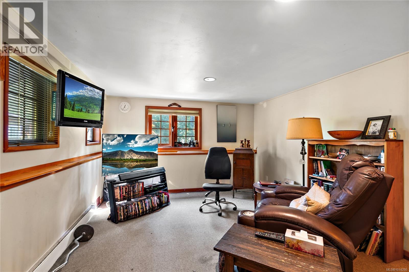 845 Downey Rd, North Saanich