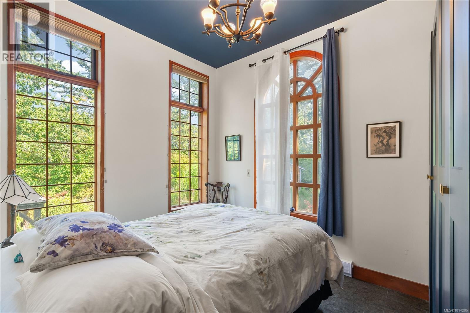 845 Downey Rd, North Saanich
