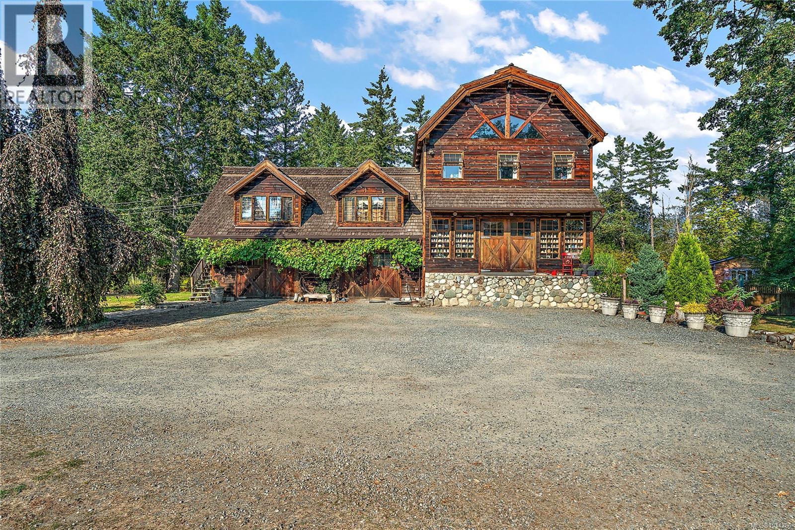 845 Downey Rd, North Saanich