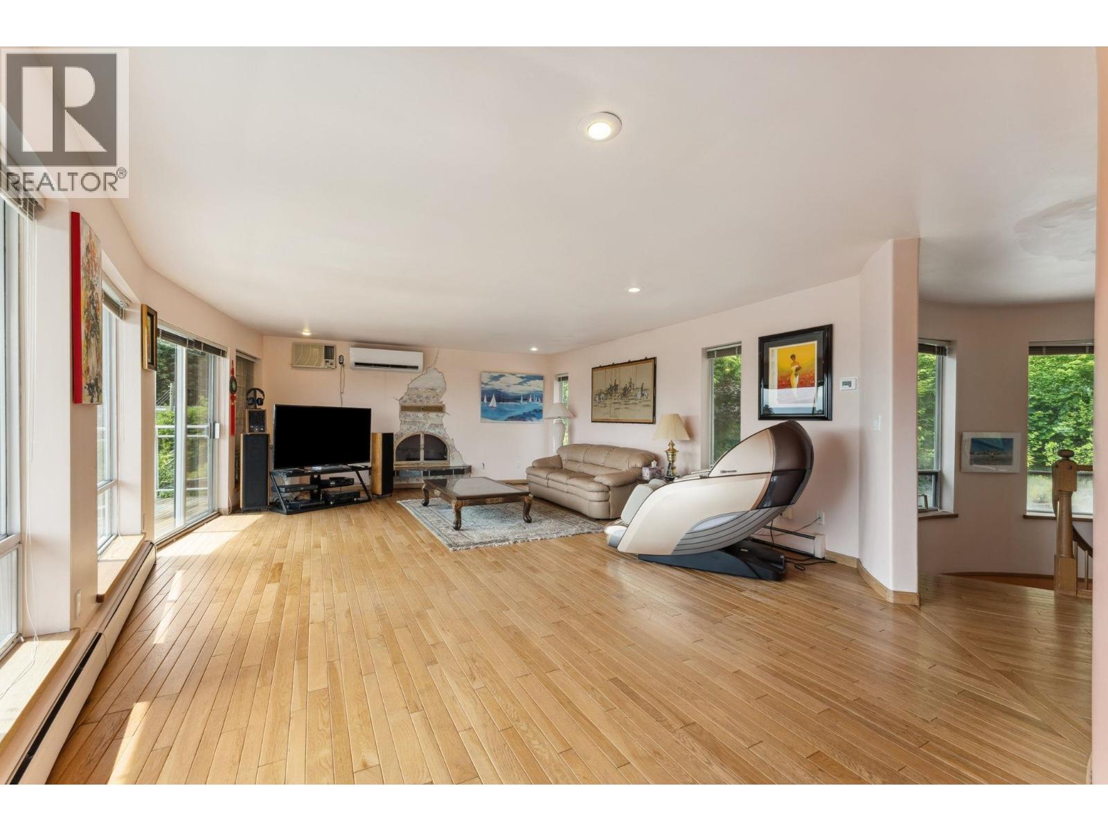 2735 SKILIFT PLACE, West Vancouver