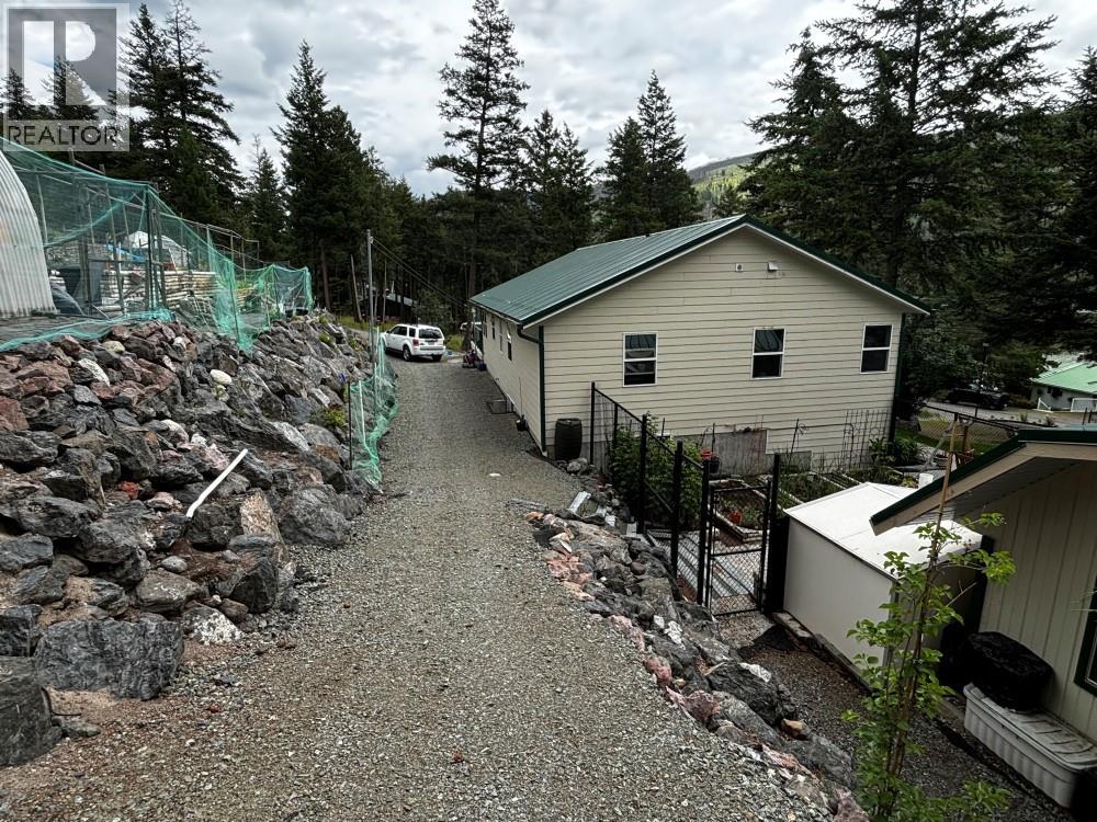 2297 Loon Lake Road, Loon Lake