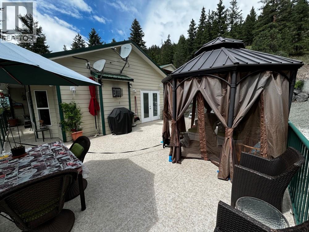 2297 Loon Lake Road, Loon Lake