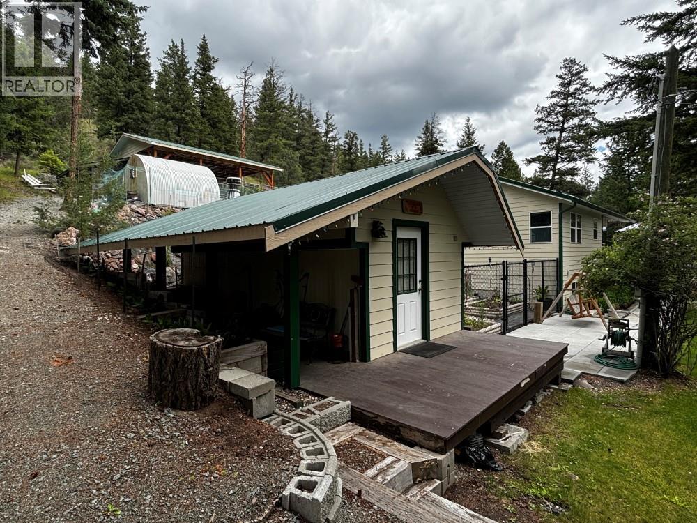 2297 Loon Lake Road, Loon Lake