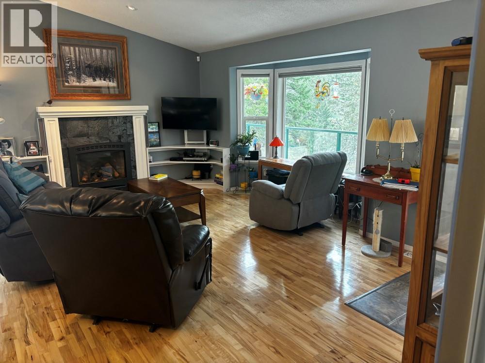2297 Loon Lake Road, Loon Lake