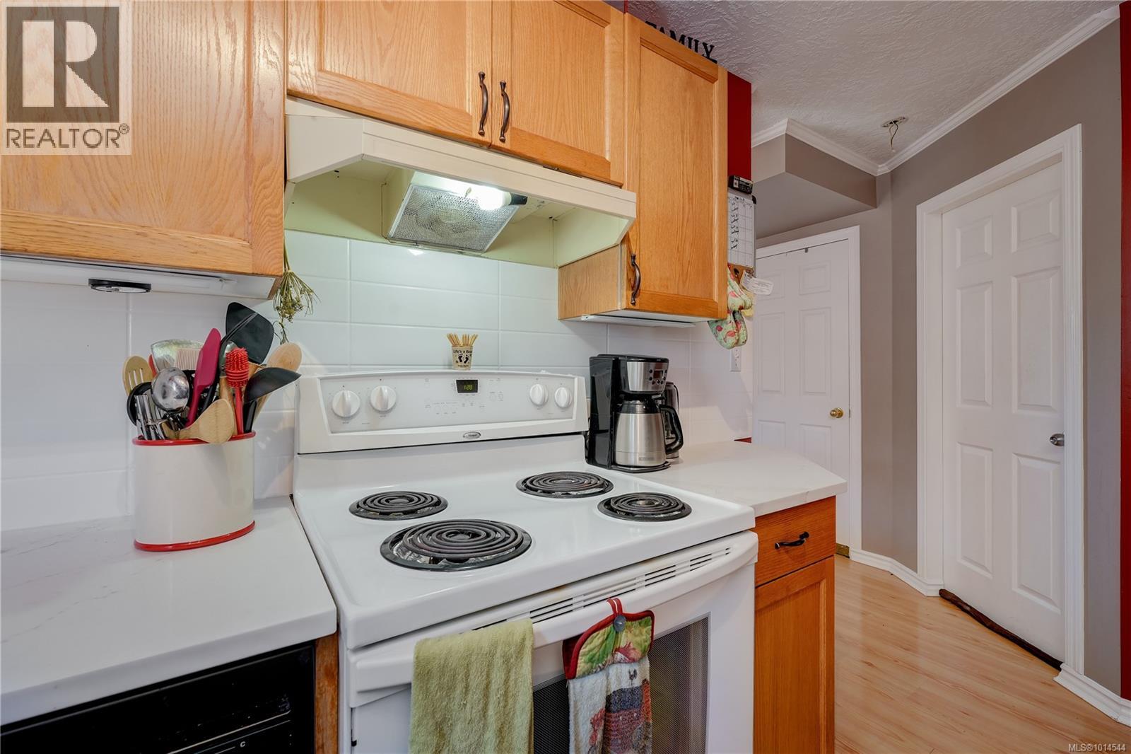 6978 Larkspur Rd, Sooke