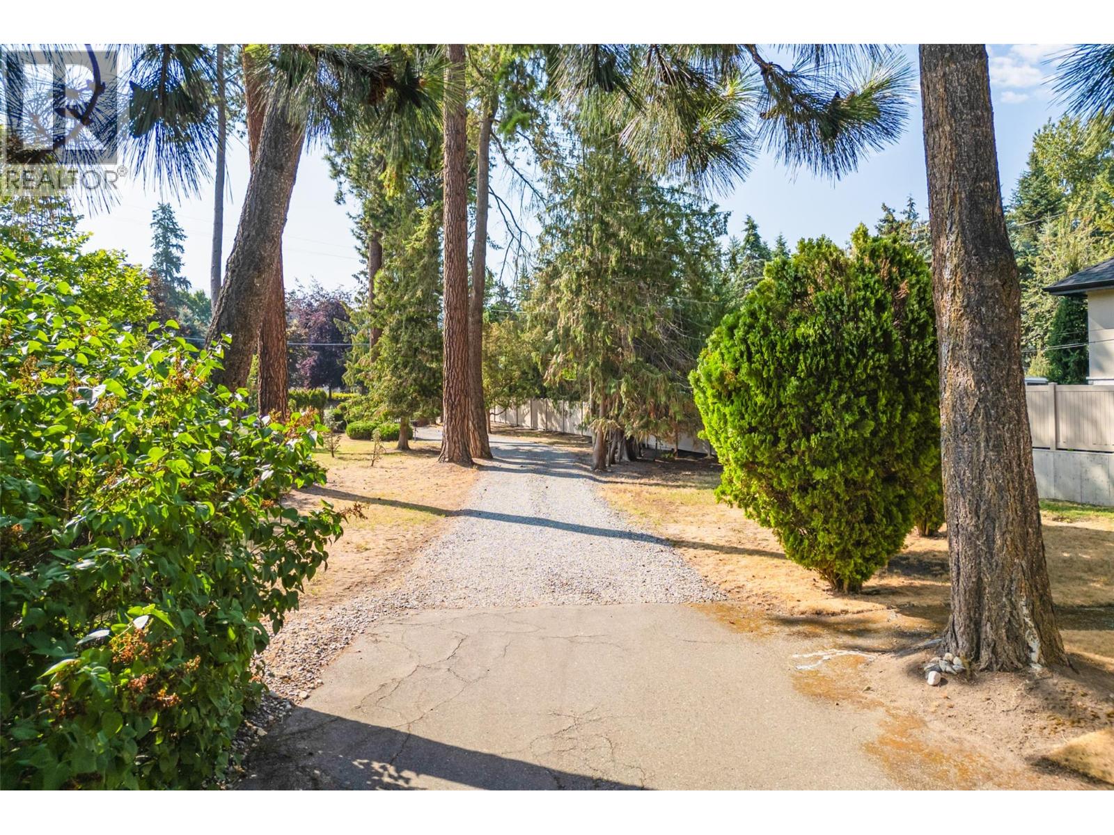  4260 Hobson Road, Kelowna