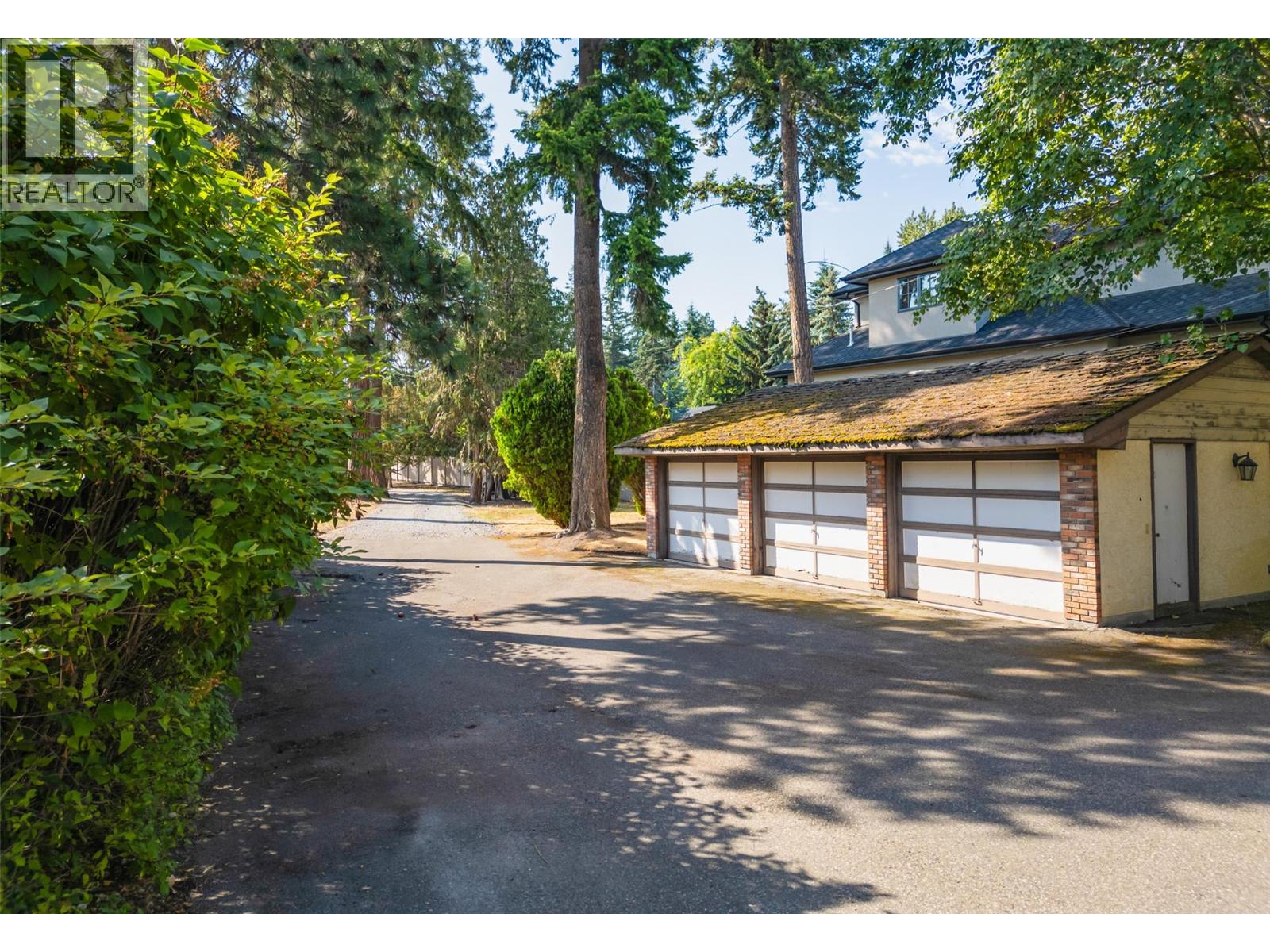  4260 Hobson Road, Kelowna
