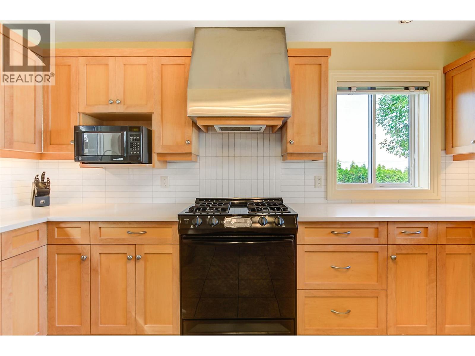  4260 Hobson Road, Kelowna