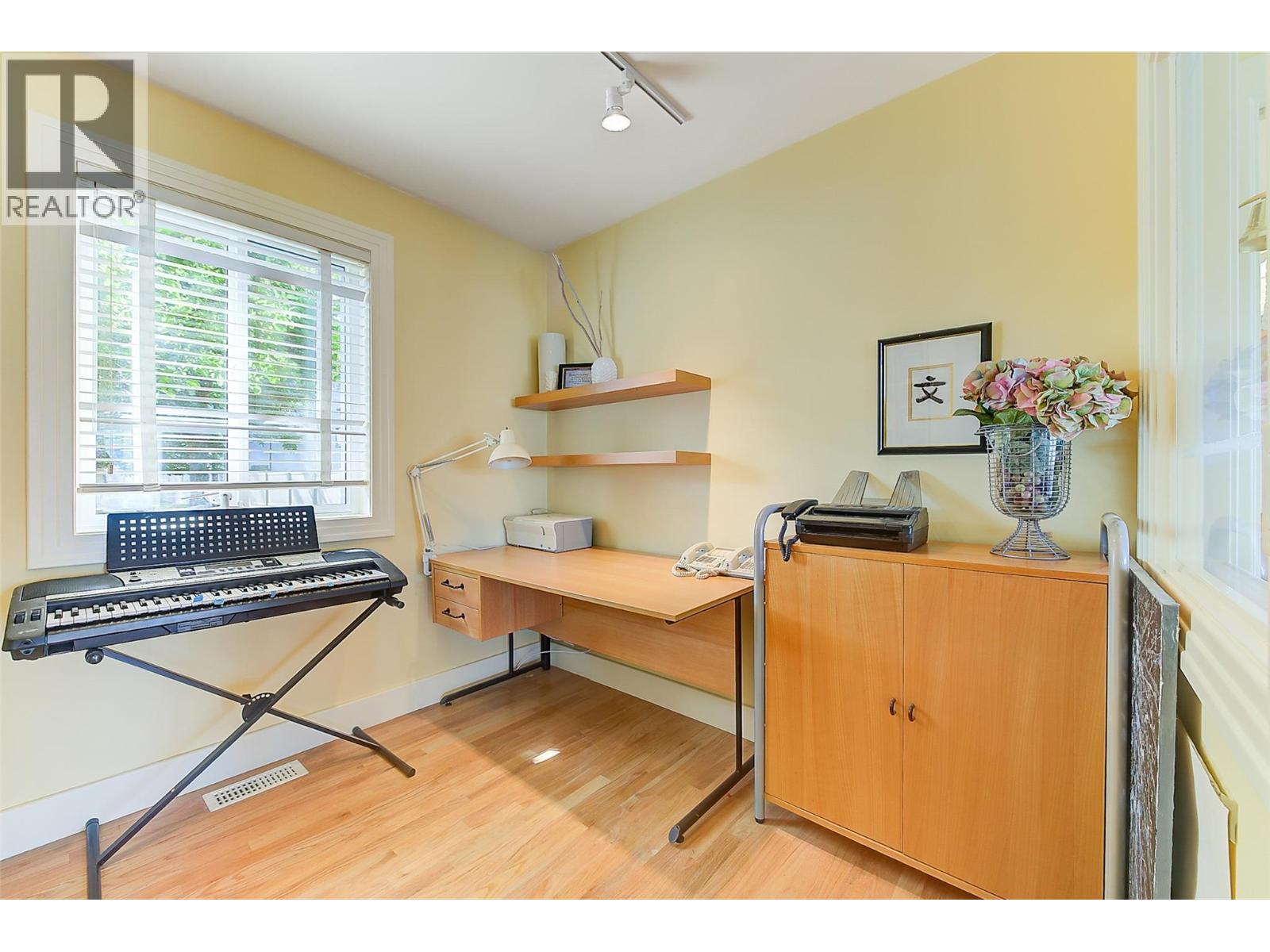  4260 Hobson Road, Kelowna