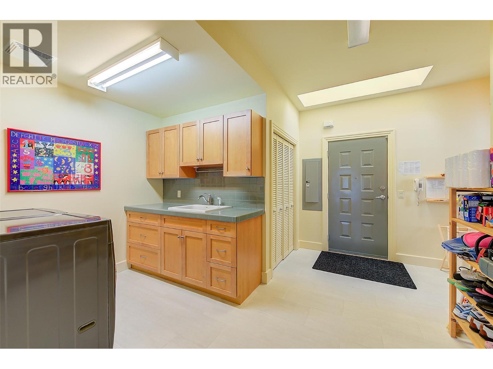  4260 Hobson Road, Kelowna