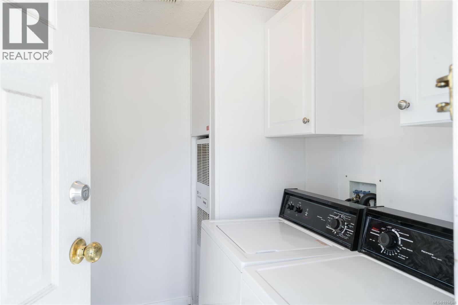 76 971 Douglas Ave, Nanaimo