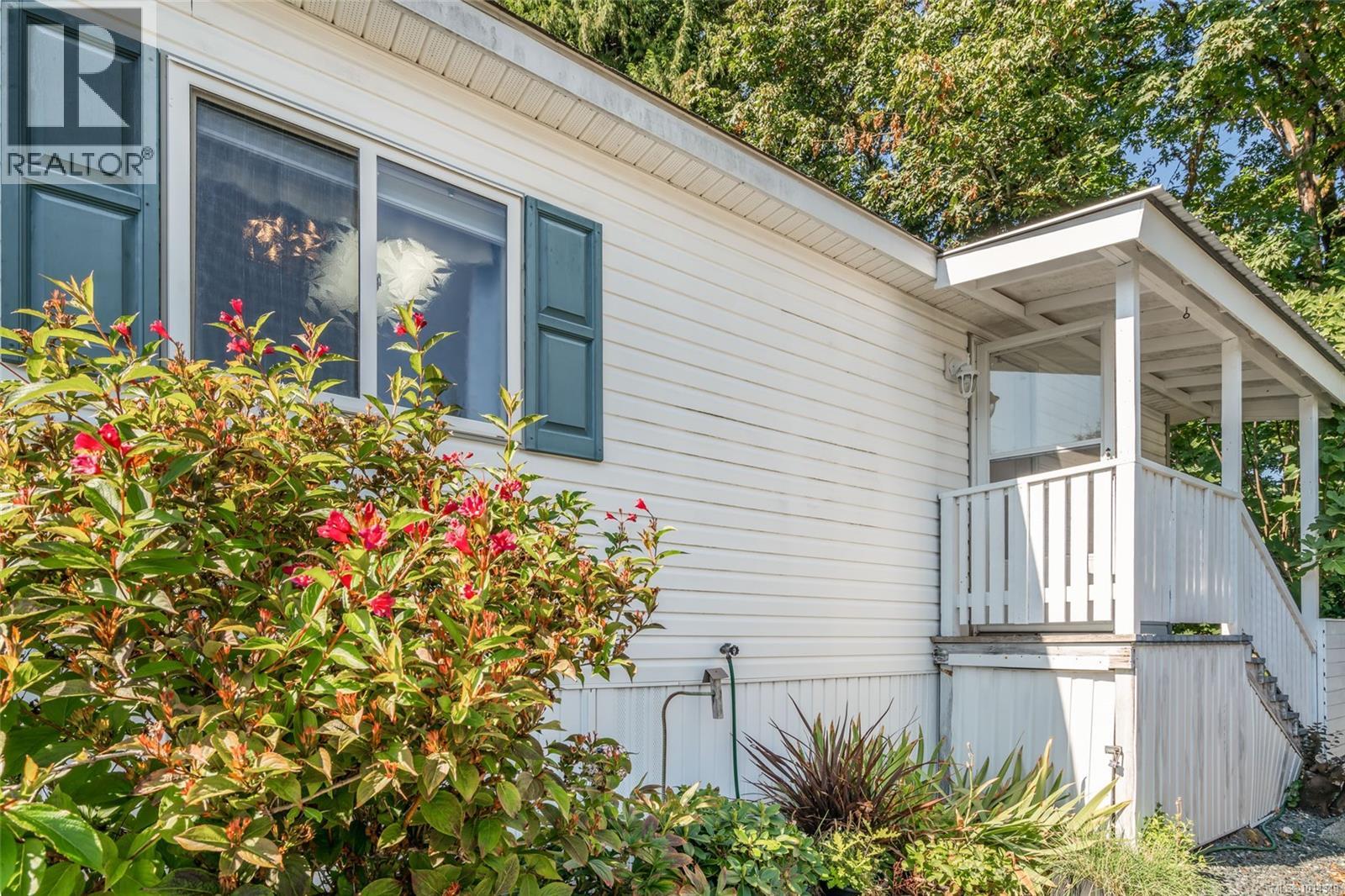 76 971 Douglas Ave, Nanaimo