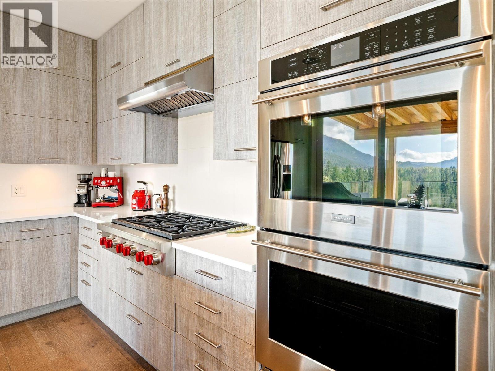 8409 BIG SKY TERRACE, Whistler