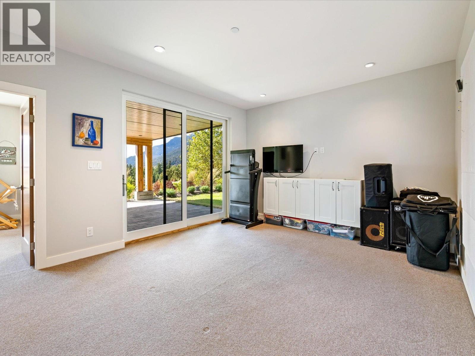 8409 BIG SKY TERRACE, Whistler