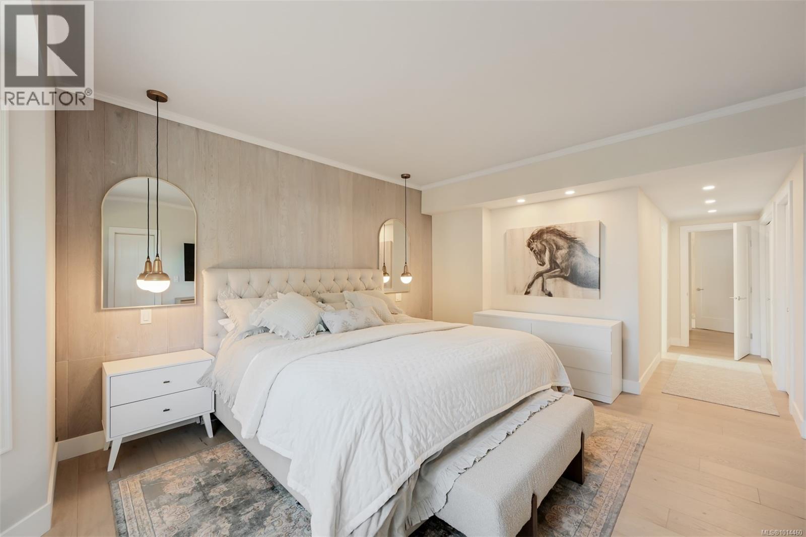  1941 Appleton Place, Saanich