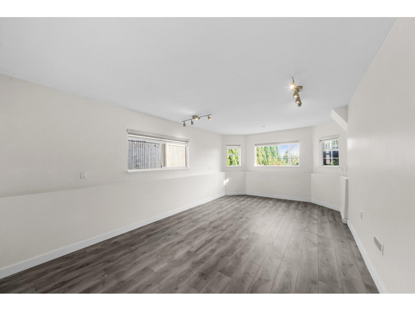 32811 BEST AVENUE, Mission