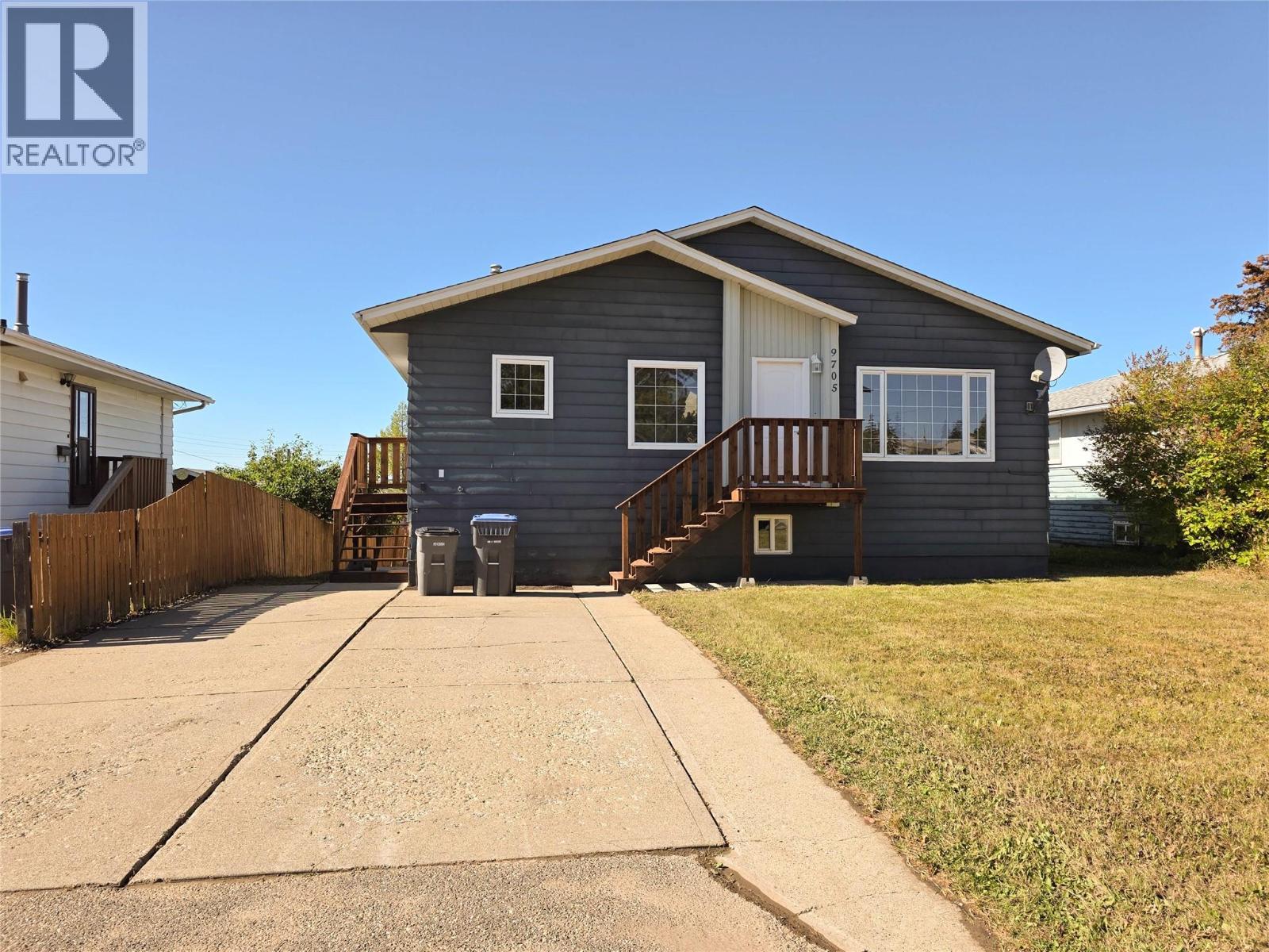 9705 10 Street, Dawson Creek