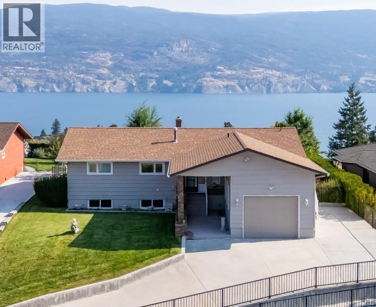 13391 McClure Place, Summerland