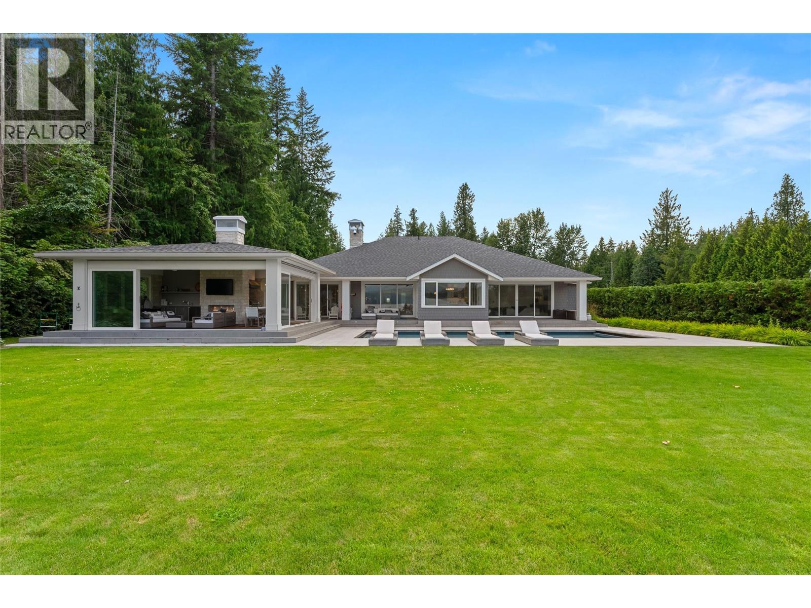  2506 Welch Place, Magna Bay