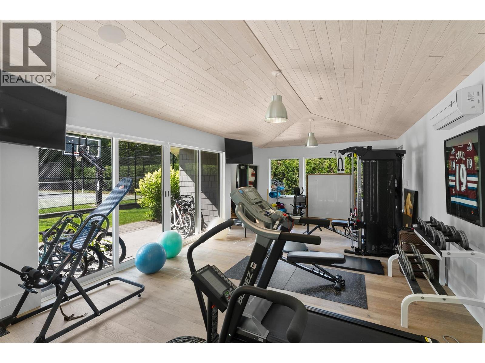 2506 Welch Place - 47
