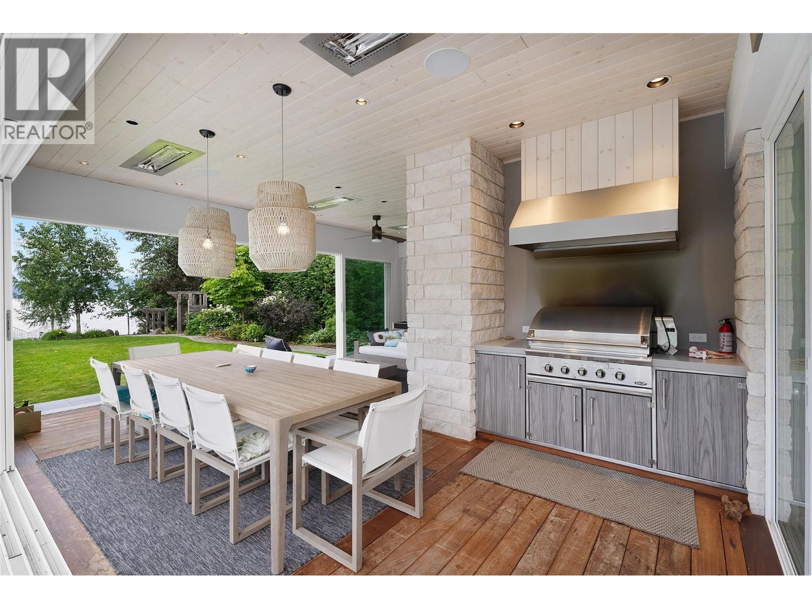  2506 Welch Place, Magna Bay