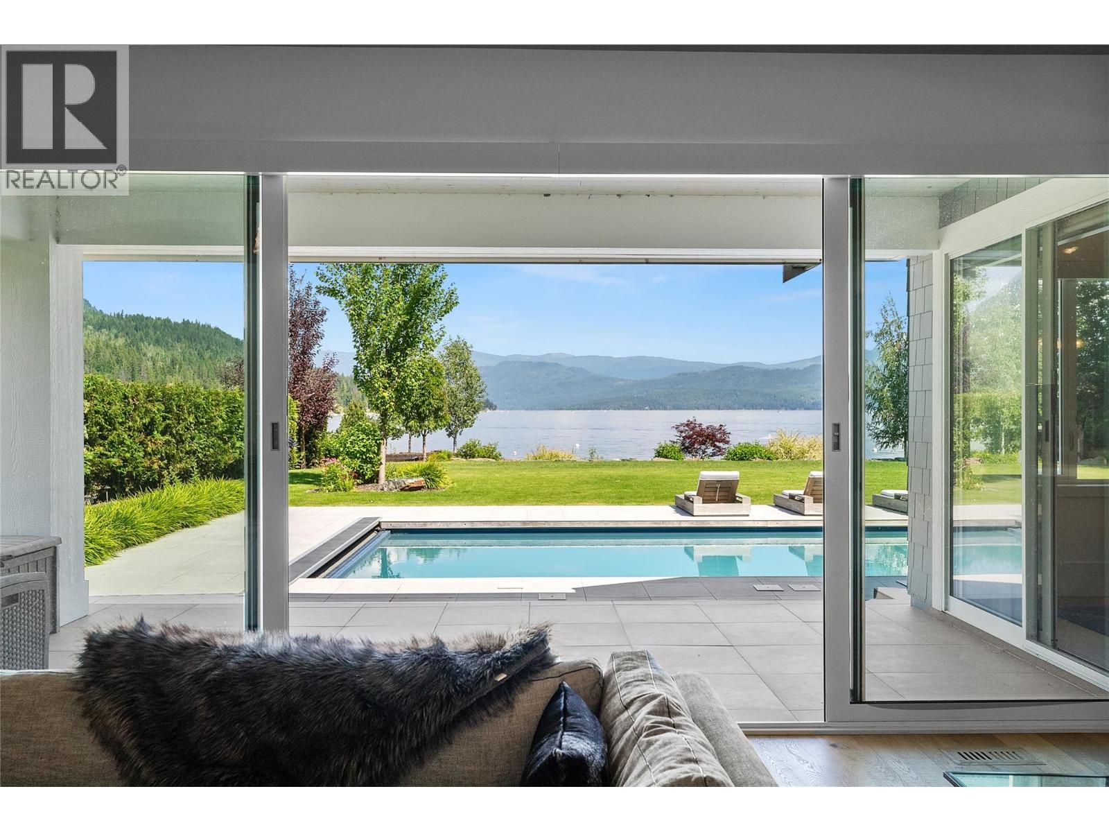  2506 Welch Place, Magna Bay