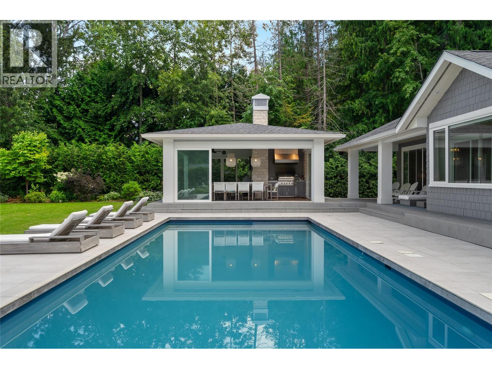  2506 Welch Place, Magna Bay