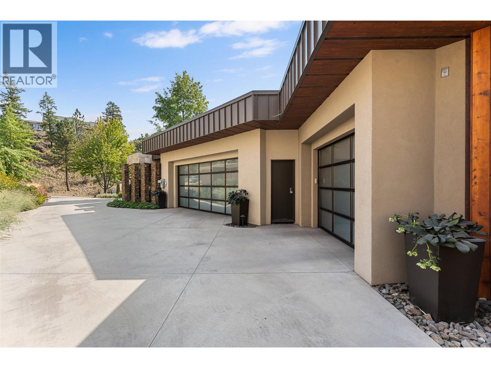 742 Highpointe Place, Kelowna