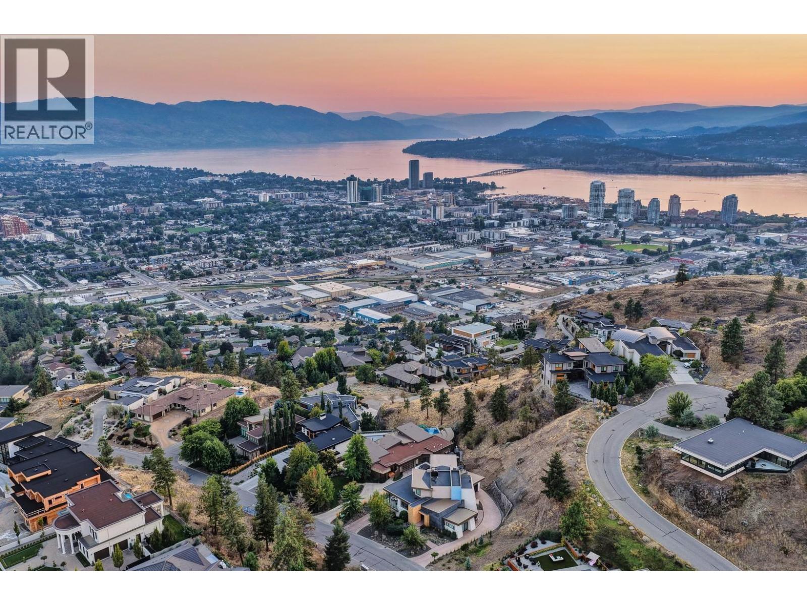 742 Highpointe Place, Kelowna