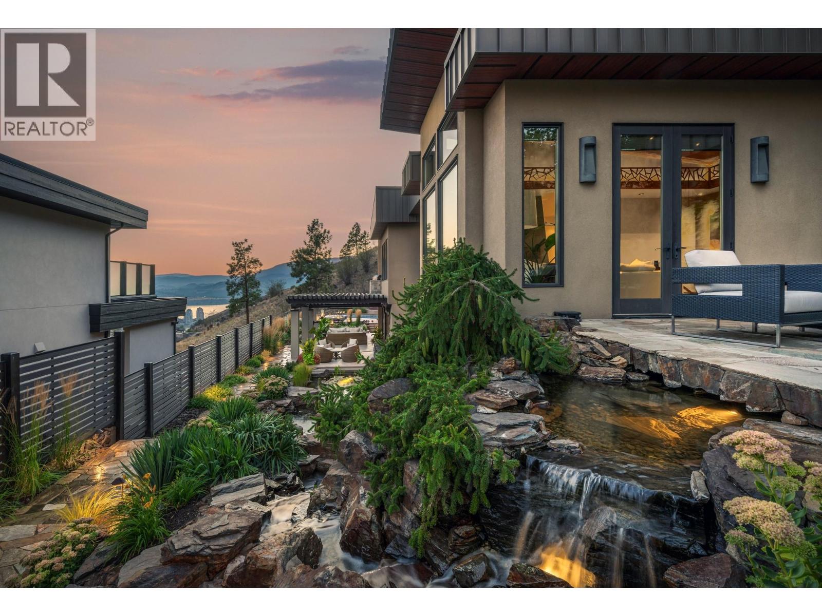 742 Highpointe Place, Kelowna