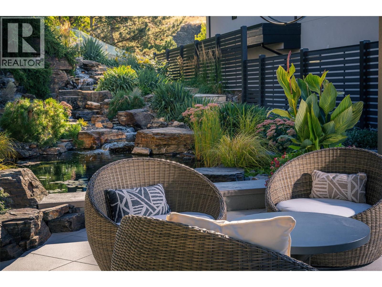 742 Highpointe Place, Kelowna