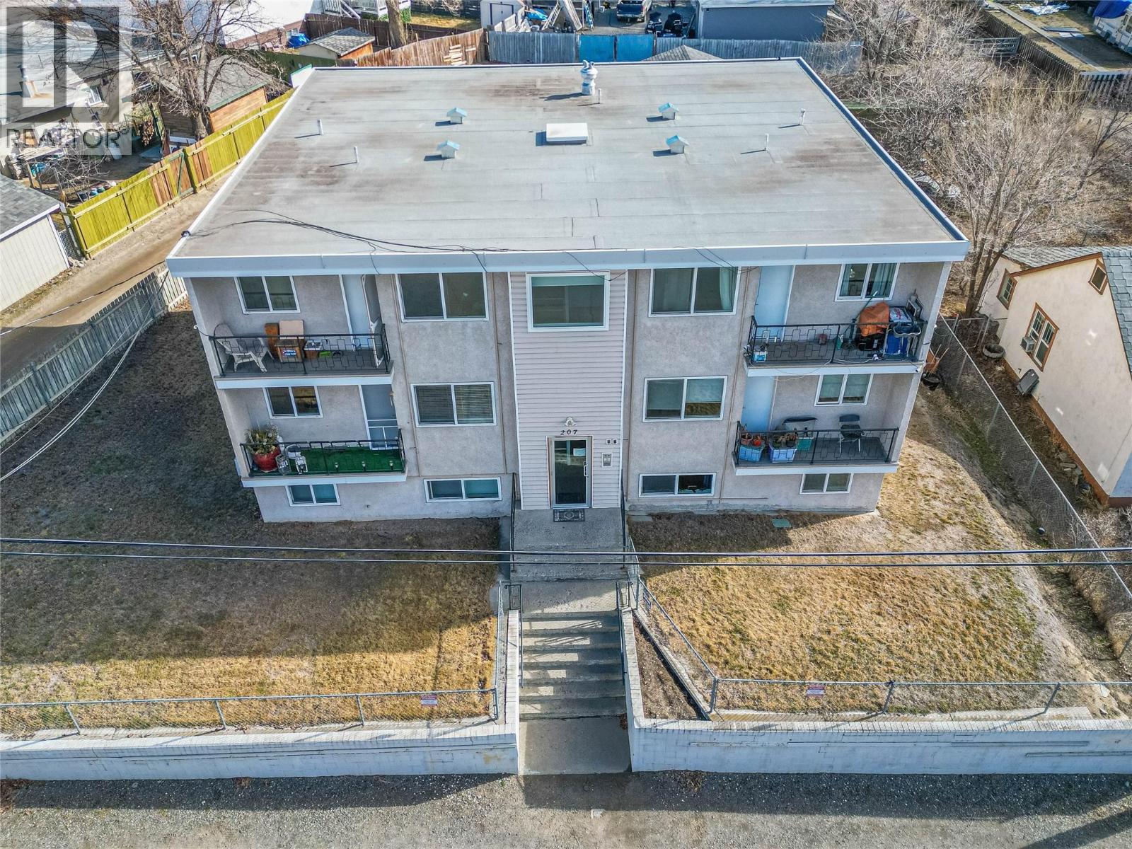  207 WILLOW Street, Kamloops