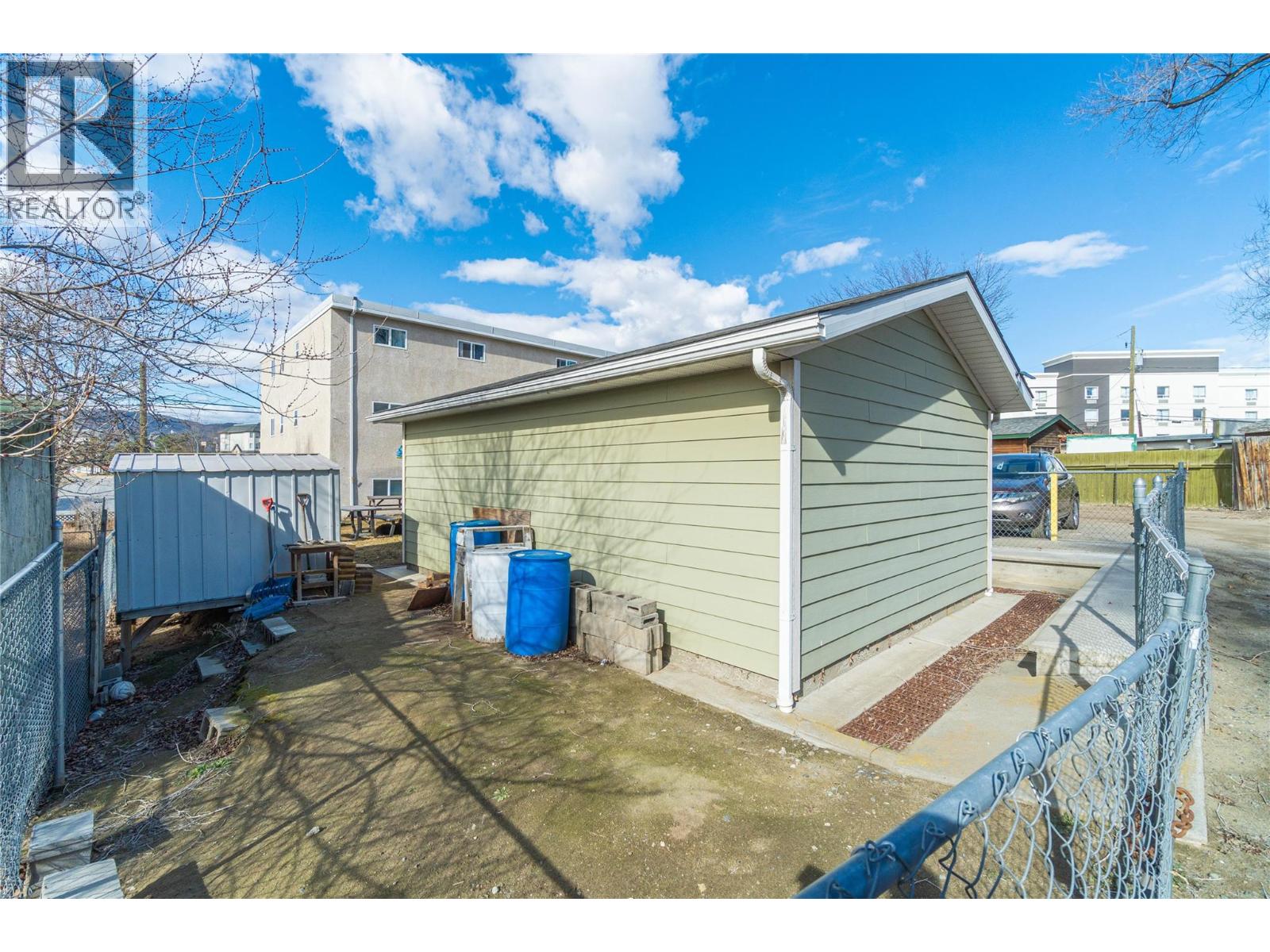  207 WILLOW Street, Kamloops
