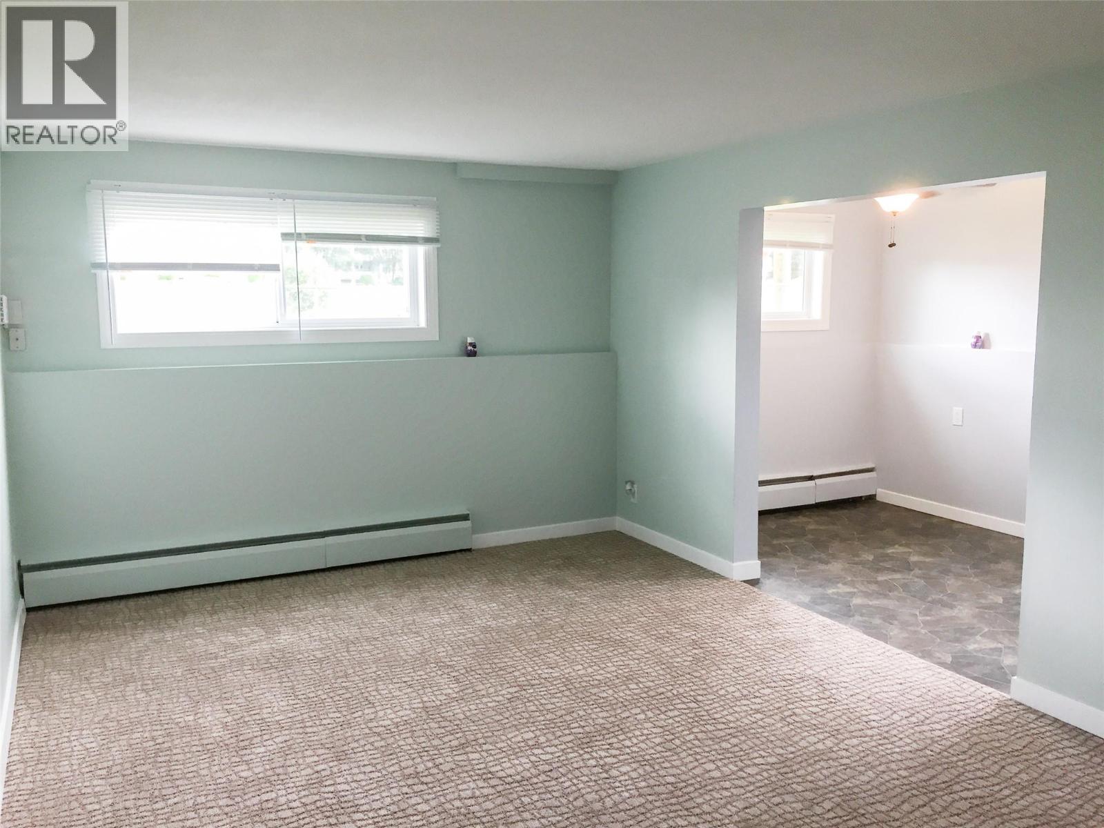  207 WILLOW Street, Kamloops