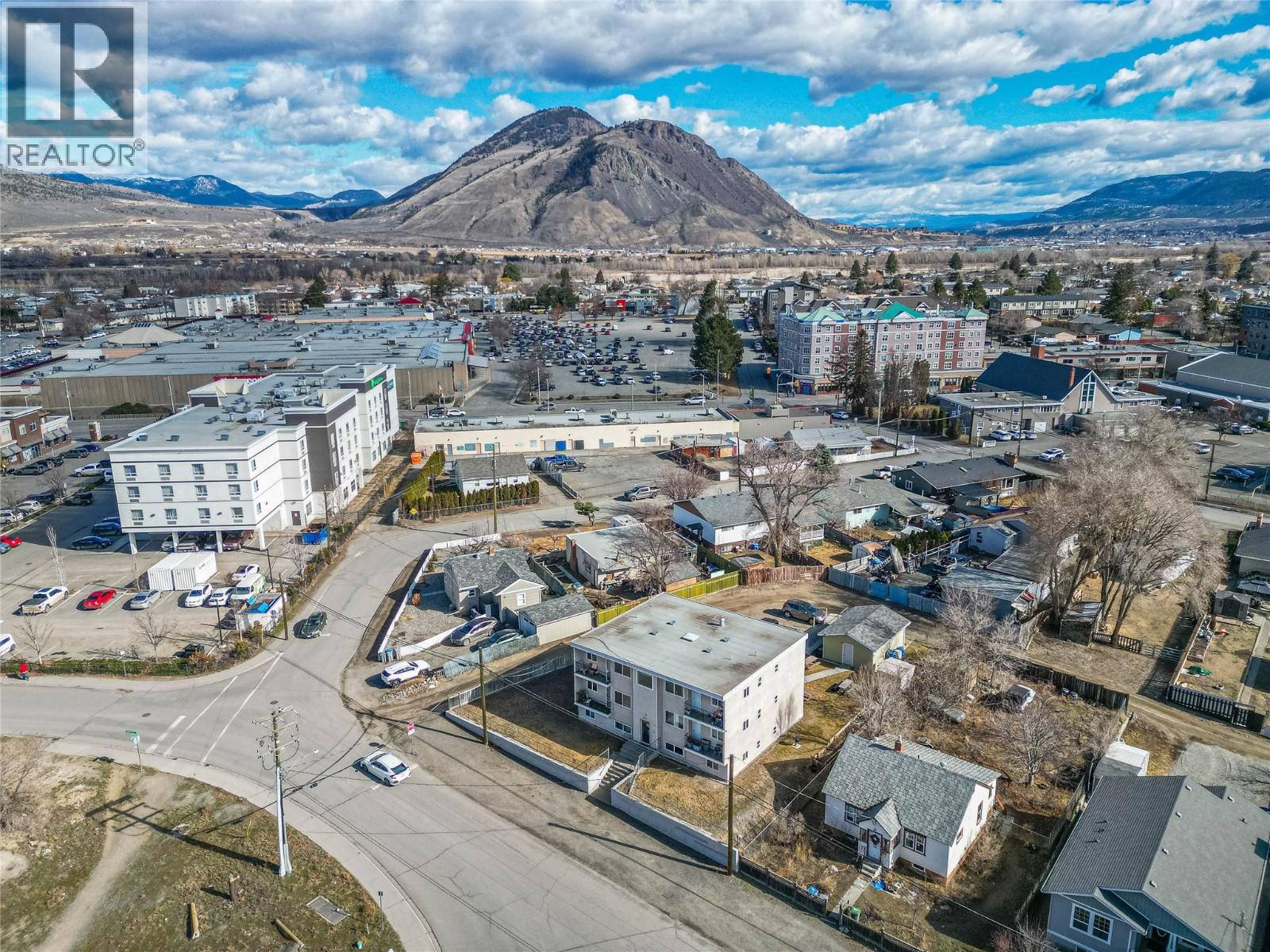  207 WILLOW Street, Kamloops