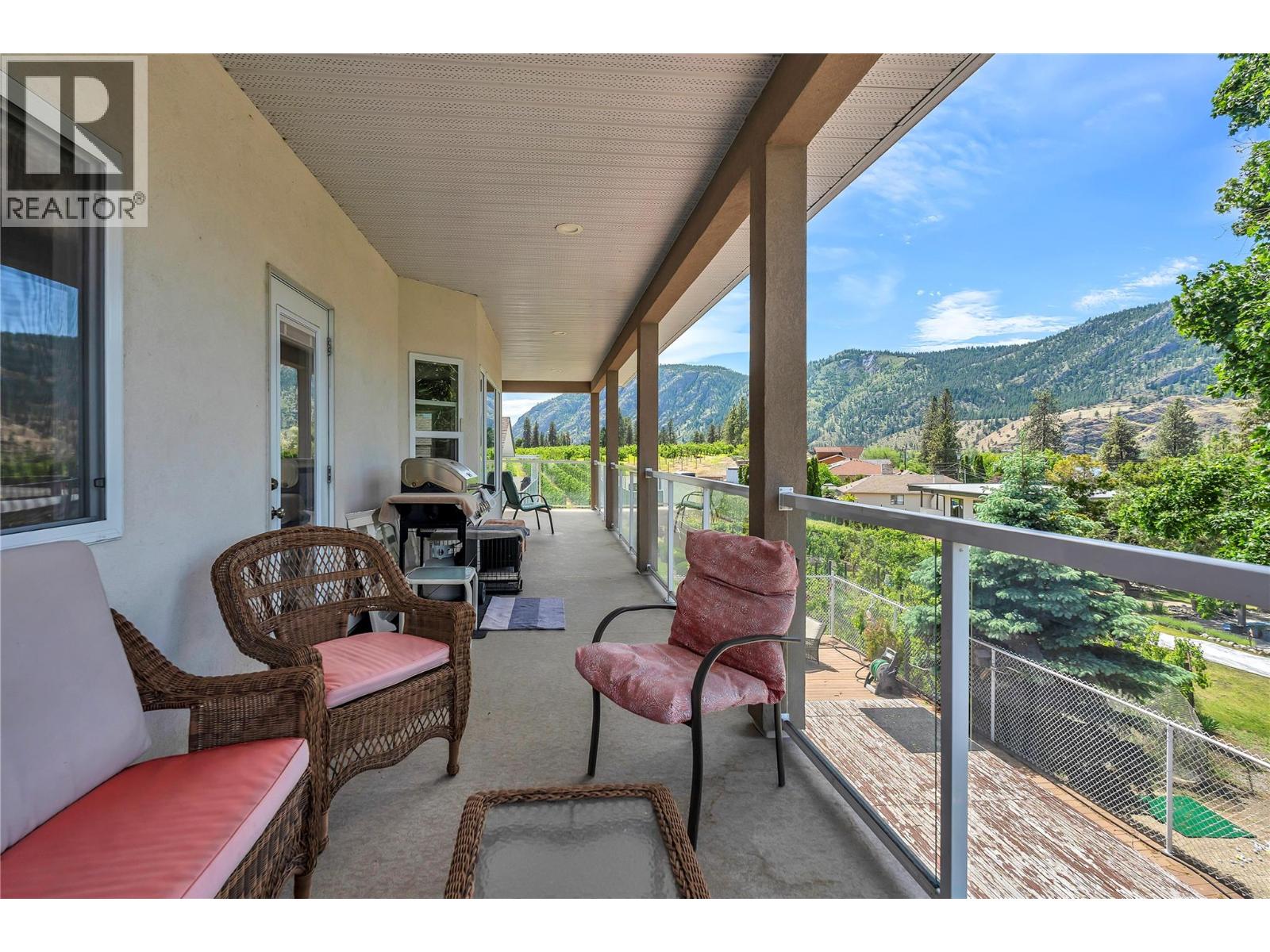 434 EASTSIDE Road, Okanagan Falls