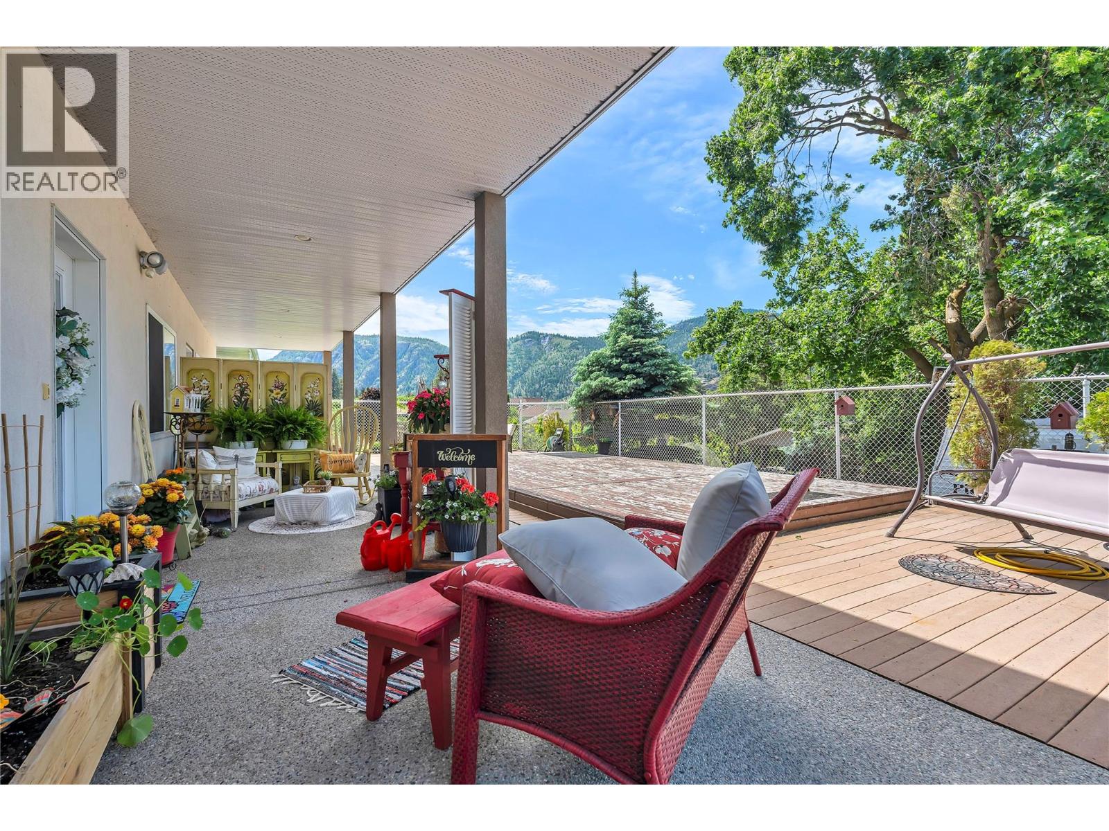 434 EASTSIDE Road, Okanagan Falls