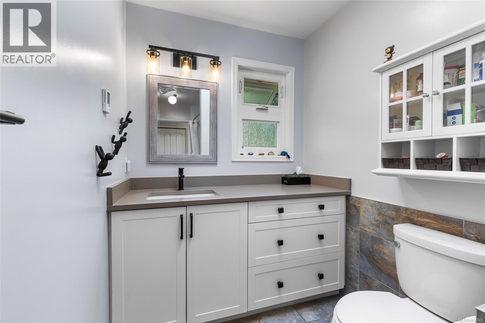 1650 Stuart Park Terr, North Saanich