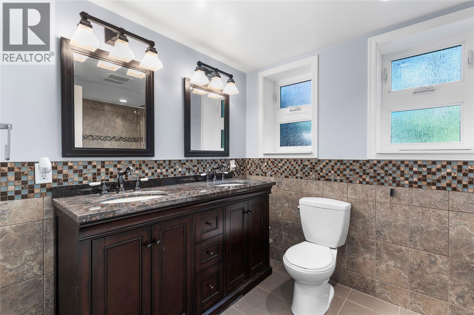 1650 Stuart Park Terr, North Saanich