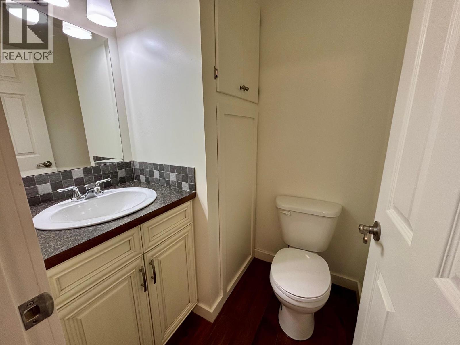 241 23 N Highway Unit# 5, Revelstoke