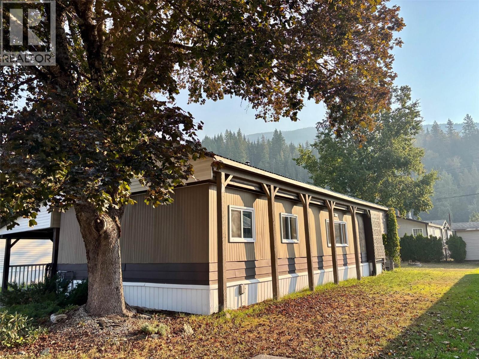 241 23 N Highway Unit# 5, Revelstoke