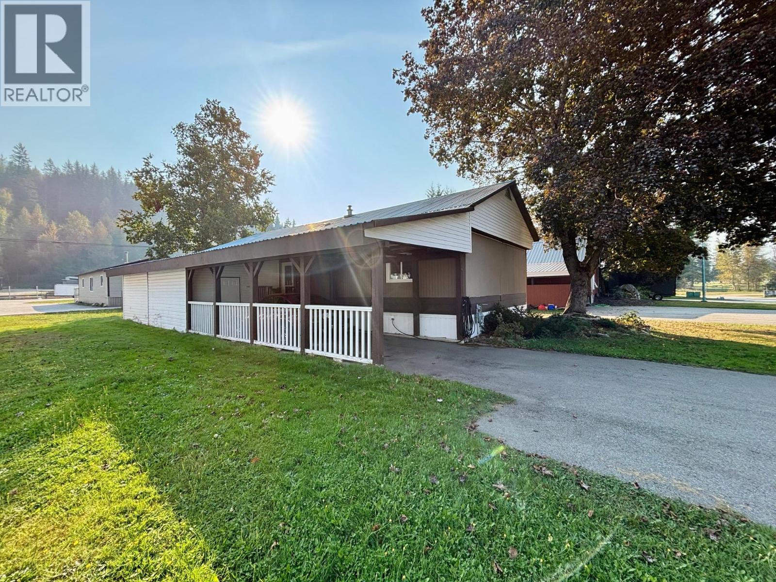 241 23 N Highway Unit# 5, Revelstoke