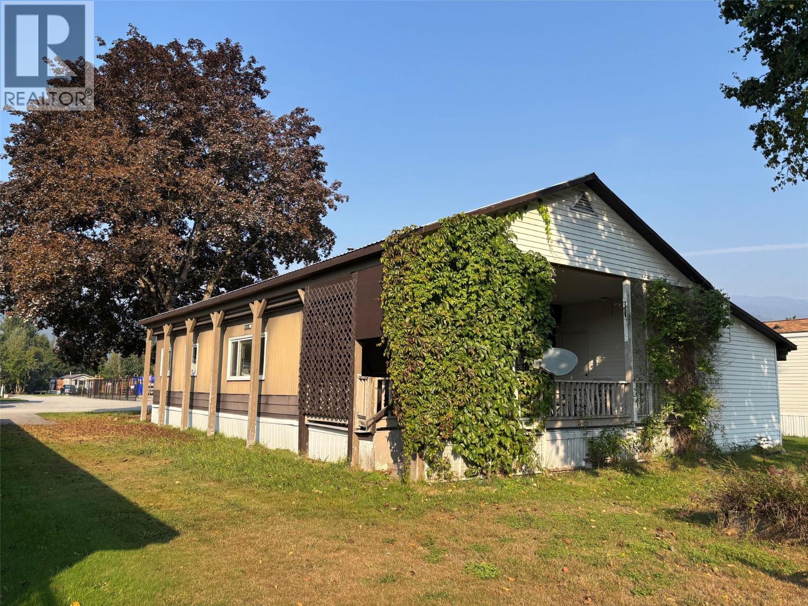 241 23 N Highway Unit# 5, Revelstoke