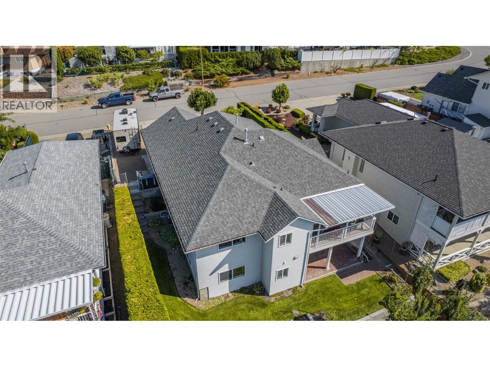 323 RIESLING Place, Oliver