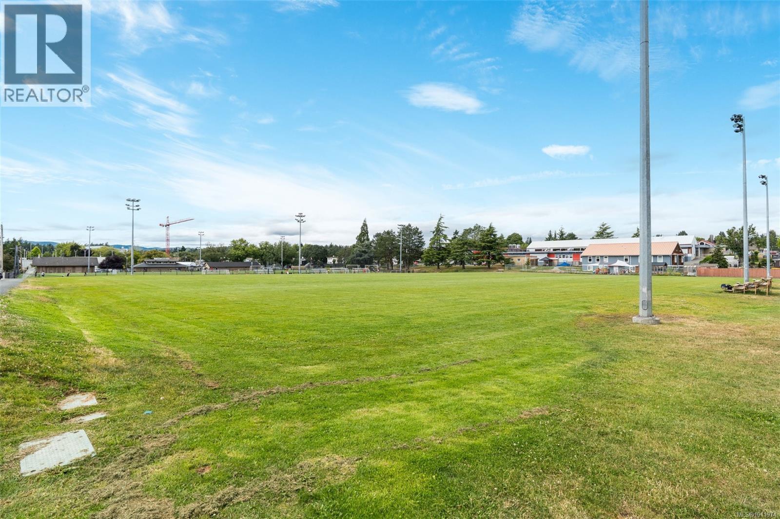 203 3244 Seaton Street, Saanich